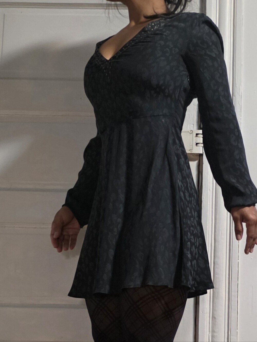 NWOT Avec Les Filles Studded Leopard Print Long Sleeve Mini Dress Size XS